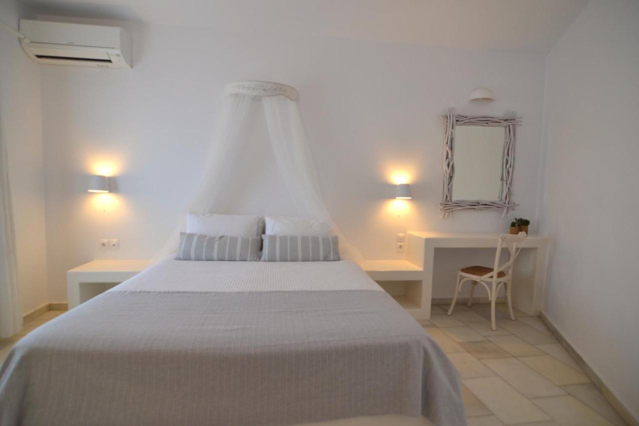 Artemis Hotel Antiparos Town Extérieur photo