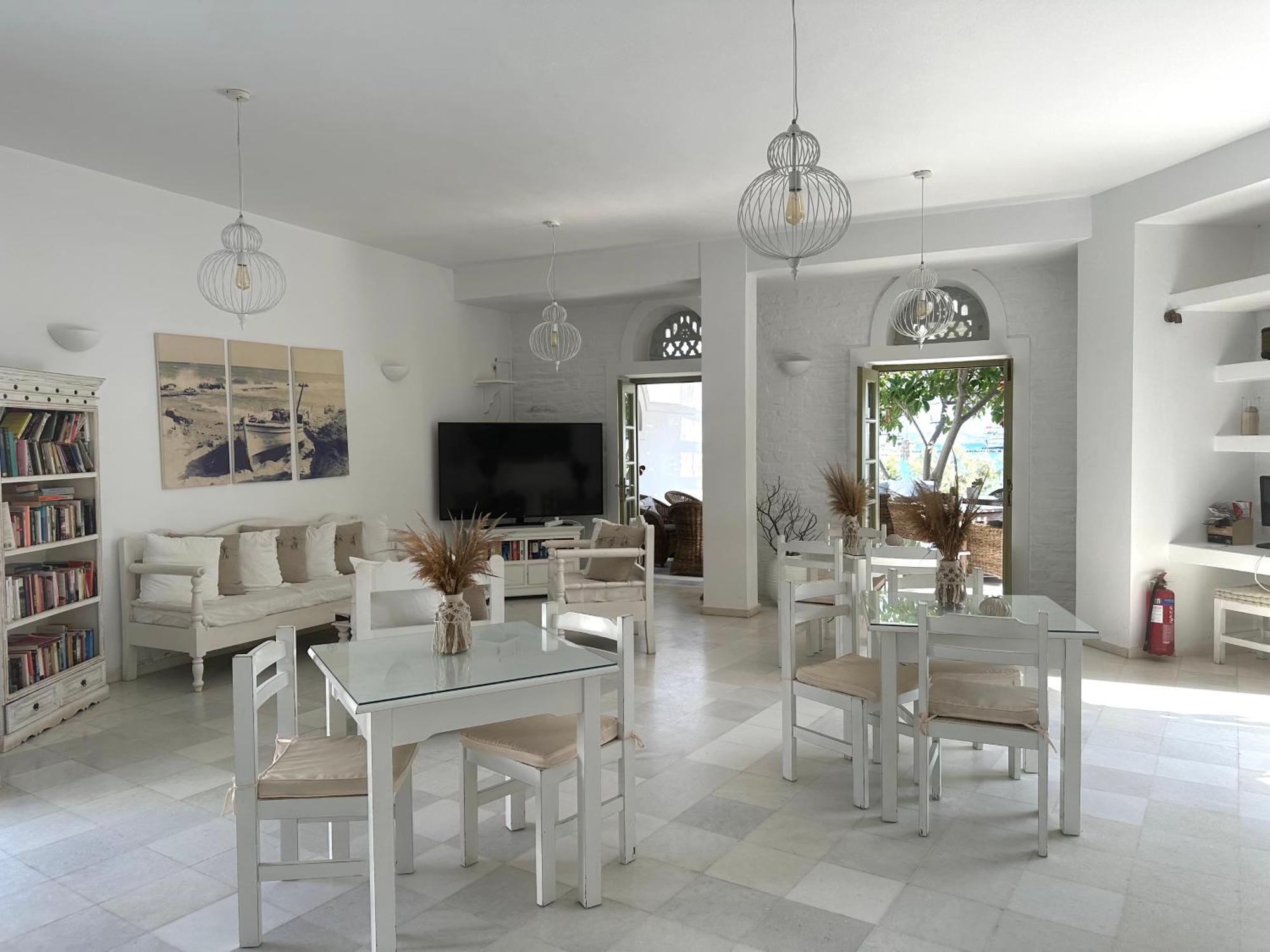 Artemis Hotel Antiparos Town Extérieur photo